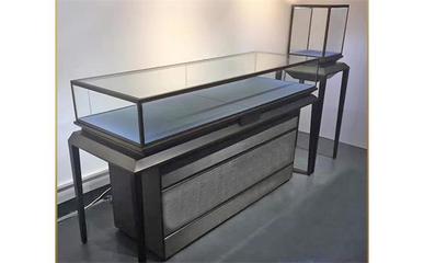 高端珠寶展柜廠怎么找？設計與上門安裝一站式服務指南